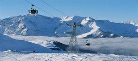 Unbranded Skiing break in Mayrhofen Austria - 7 nights bed and breakfast