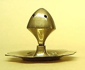 Small brass egg holder