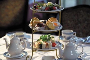 Unbranded Sparkling Afternoon Tea for Two UK Wide