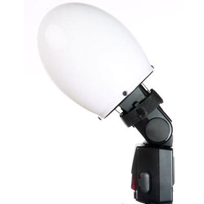 The Speedlite Diffusion Dome is an ideal solution to avoid those harsh shadows on portrait and group