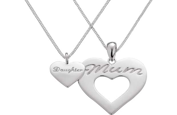 A set of silver pendant necklaces one for mum and one for daughter. Sterling silver. Length of necklace 41cm/16in and 46cm/18in. Message reads Mum and Daughter EAN: 2197265.