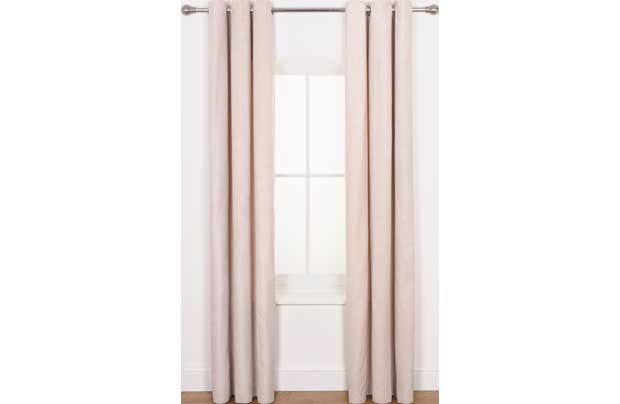 These Suedette Curtains 168 x 228cm - Cream will add a touch of class and elegance to any living area. Made from 100% polyester