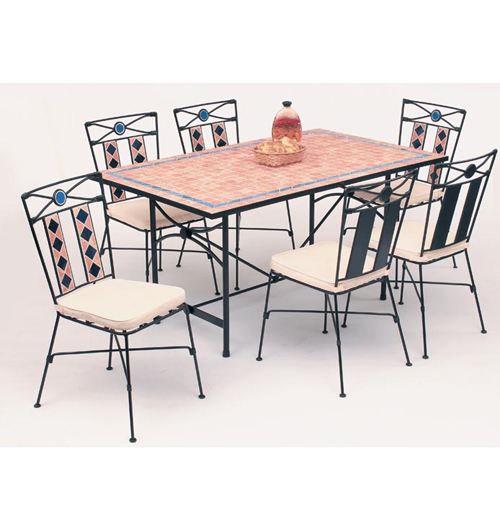 This steel framed garden furniture collection features 6 chairs with removable cushions. The table t