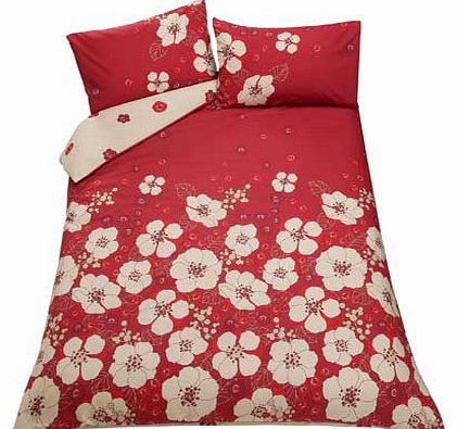 This pretty reversible Living Red Tia Bedding Set gives you flexibility to match your duvet to your mood. This duvet cover set includes a duvet cover and 2 pillowcases. Set includes 1 duvet cover and 2 pillowcases. Machine washable. Made from 50% pol
