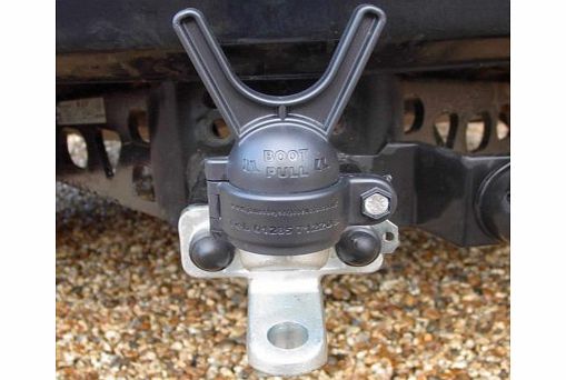 The Auto boot pull is a revolutionary way to remove muddy boots before you get into your car. No more balancing on one leg and hopping around in search of a clean shoe - simply place your clean shoes at the rear of the vehicle, hold onto the vehicle 