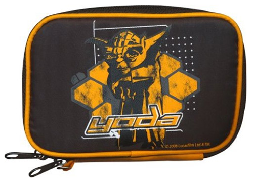 This Official Merchandise has been developed exclusively for DS Lite. This sturdy carry case will ensure your console remains free from bumps and scratches as you move from A to B. Featuring a secure zip fastener the cas... (Barcode EAN=4260060835462
