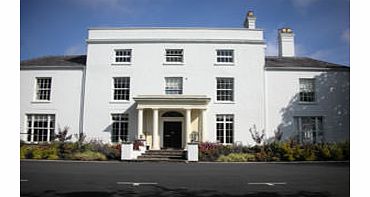 Fishmore Hall is a charming Georgian property in Ludlow, Shropshire. Itboasts charming,picturesque views over the wonderful surrounding countryside. The bedrooms have a luxurious, warmdesign and are light and spacious, makingFishmorethe perfect 