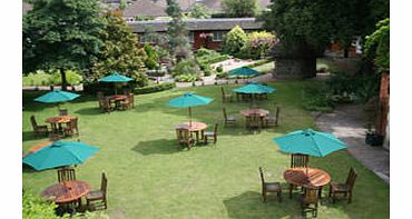 Marygreen Manor Hotel is a beautiful early 16th century building situated in the heart of Brentwood, Essex. Itmixes old world charm with its own original elegant style, making it the ideal place to come and enjoy a short break. There are various la