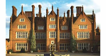 Enjoy a delightful two night stay at the breathtaking Dunston Hall. Set within 150 acres of wooded Norfolk parkland, this lovingly restored Elizabethan-style mansion dating back to 1859 is the ideal place to enjoy an unforgettable short break. This b