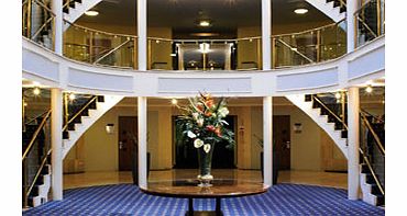 Perfectly located at the epicentre of a plethora of the UKs top tourist attractions, Hinckley Island Hotel is the perfect place to enjoy an incredible break for two. With Warwick Castle, Drayton Manor Theme Park, the National Space Centre and Twycro