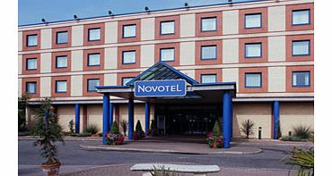 Enjoy an incredible combination of comfort and convenience with this two night family break at Novotel London Heathrow. This fantastic 4-star hotel is situated near one of the UKs busiest airports is also just a short distance from some of the capit