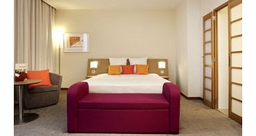 Perfectly placed between rural splendour and the excitement of the city, Novotel Nottingham hotel is a wonderful location for an unforgettable two night family break. This attractive hotel is situated just 8 miles from the historic Nottingham and Der