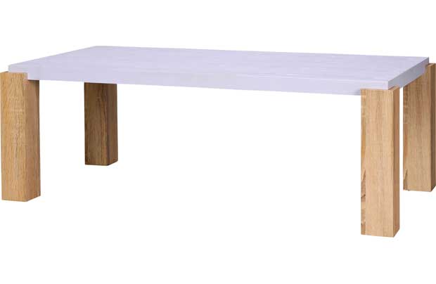 This Two Tone Coffee Table provides a stylish and simple table for any living room. Its two tone white and oak effect makes this look quirky and unique in appearance and its sturdy build quality makes this look and feel the part. Part of the Two Tone