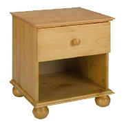 This side table from the Vermont range is made from solid pine with a lacquered antique finish. This