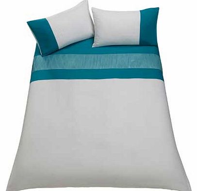 Styles may vary. Set includes 1 duvet cover and 2 pillowcases. Machine washable at 40?C. Made from 100% polyester. Suitable for tumble drying.