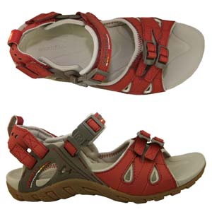 Take watery fun to the edge with the Waterpro Merced sandal from Merrell. This active watersport san