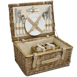 Made from natural willow thie sturdy picnic basket will withstand plenty of use. Fabric lined and co