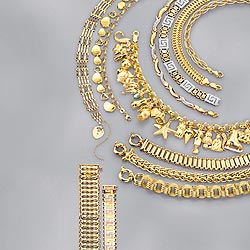 Womens 9ct 3-Colour Gold Diamond-Cut Greek Key Bracelet