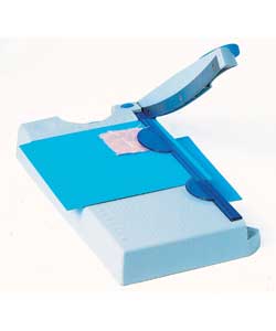 Handy guillotine. Cuts up to 23cm.Portable with ca
