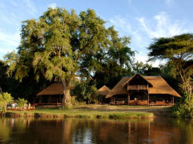 Unbranded Zambia luxury safari camp