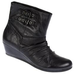 Vagabond Female Magica Ankle Leather Upper Leather/Textile Lining Fashion Ankle Boots in Black