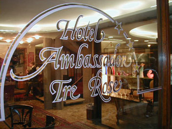 Ambassador Tre Rose Hotel