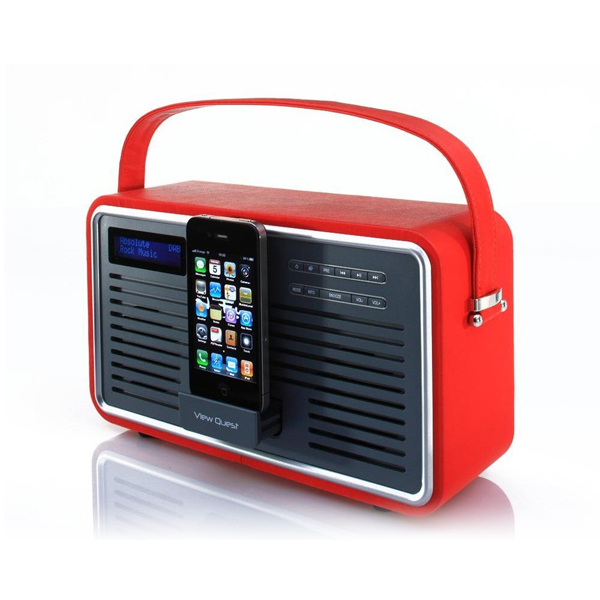 Retro DAB Radio with iPhone Docking