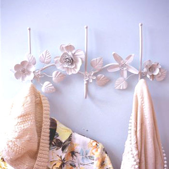 Row of 3 Hooks with Corsage Flowers