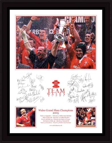 Wales 2005 Grand Slam signed and framed presentation