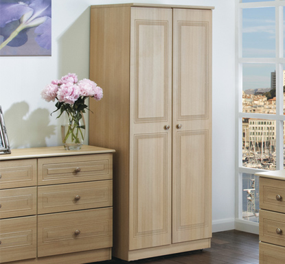 Welcome Furniture Eske 2 Door Wardrobe in Light Oak