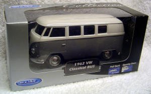 Welly 1:38th Scale 1962 Volkswagen Classic Bus 
