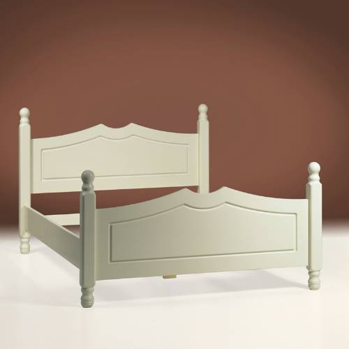 White London Painted Furniture Range 01. Painted London 4` Bed with end rail