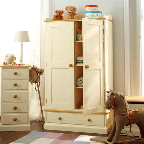 Winchester Painted Winchester Childrens Wardrobe 913.249