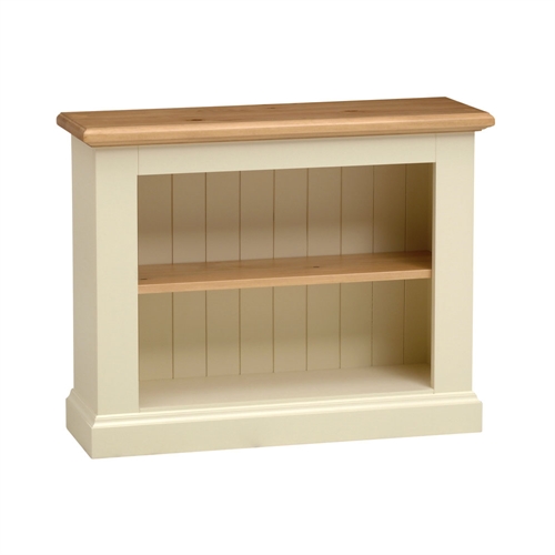 Winchester Painted Winchester Short Wide Bookcase 923.018