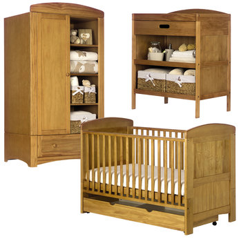 the Pooh Nursery Furniture Set