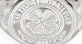 World Centre Sales Celtic Large Crest Ring with 4 Leaf Clover -